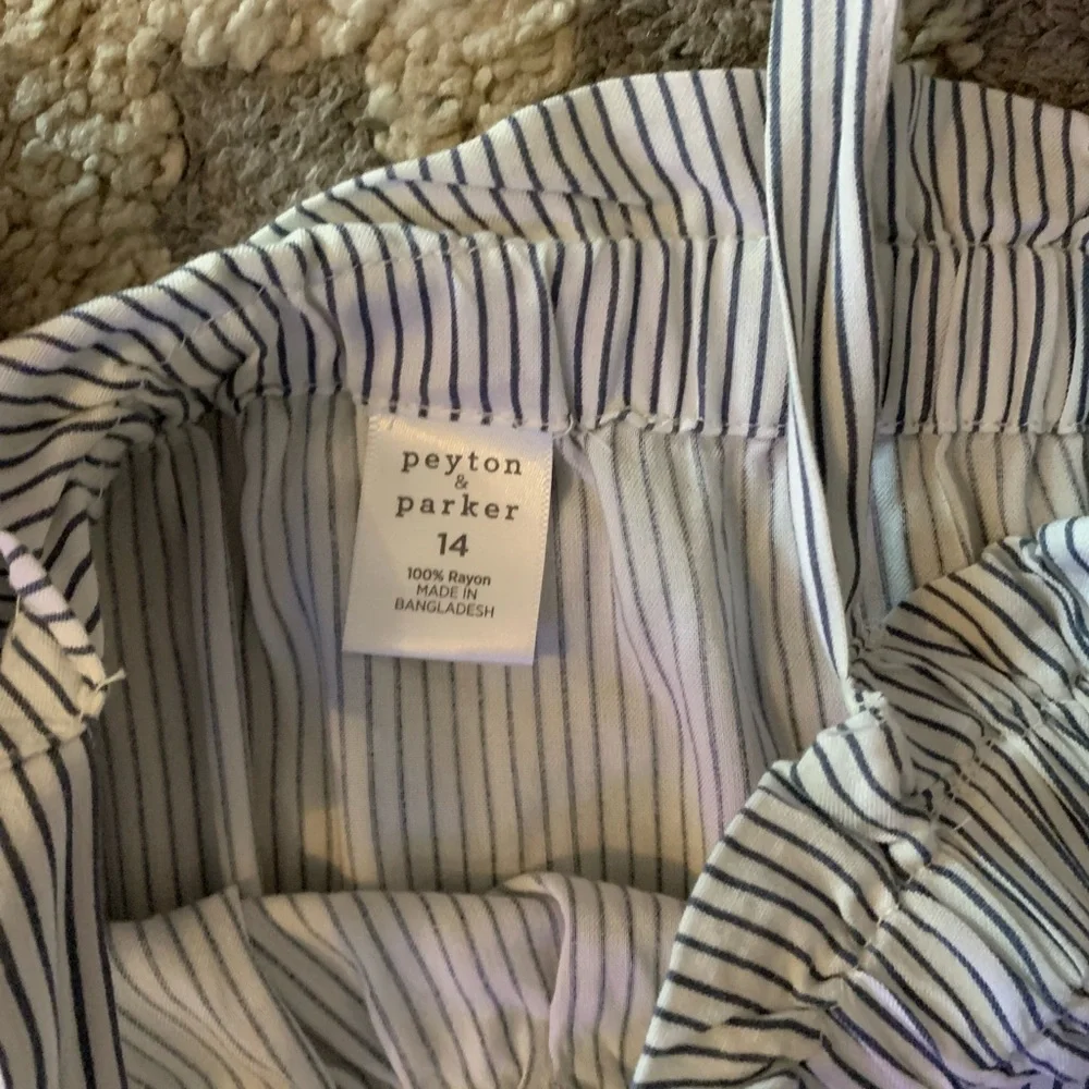 Top - Picture 4 of 4